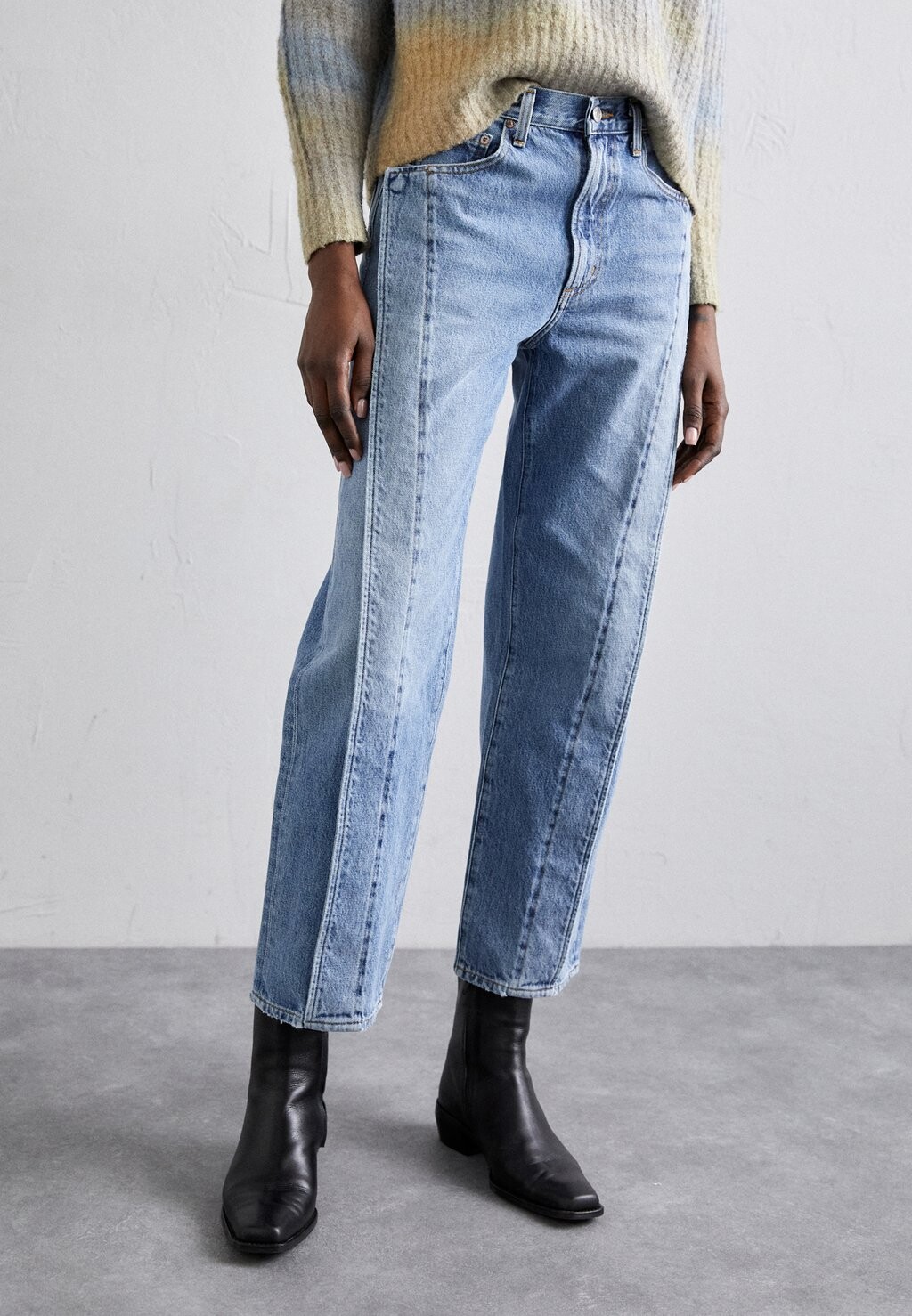 

Джинсы-сигареты Fold Jean In Navigate Agolde, цвет light indigo