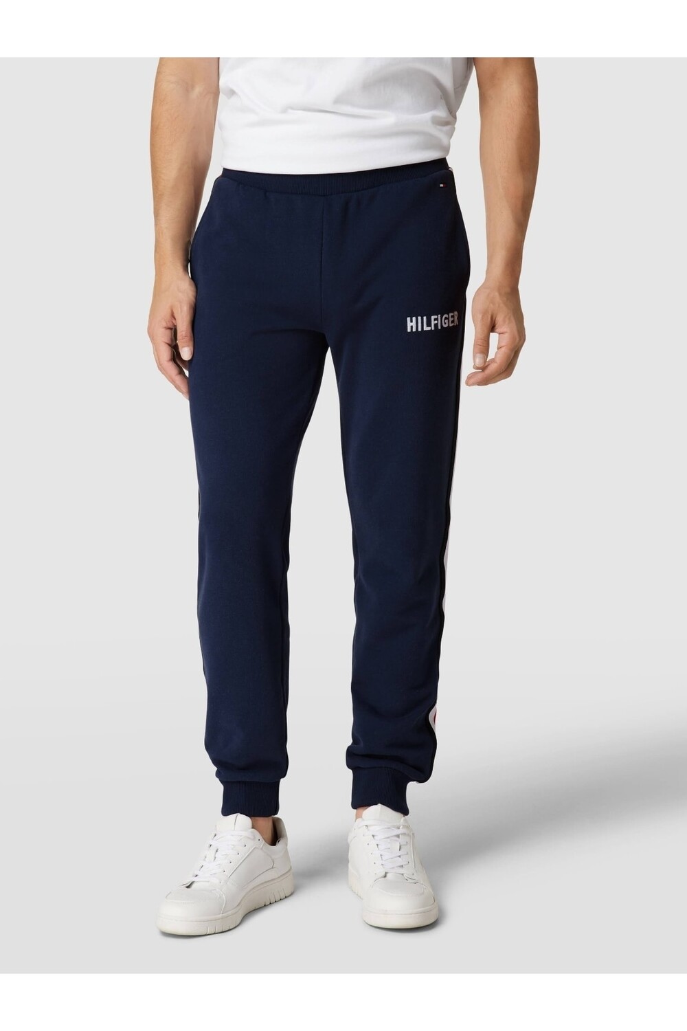 

Спортивный костюм Tommy Hilfiger