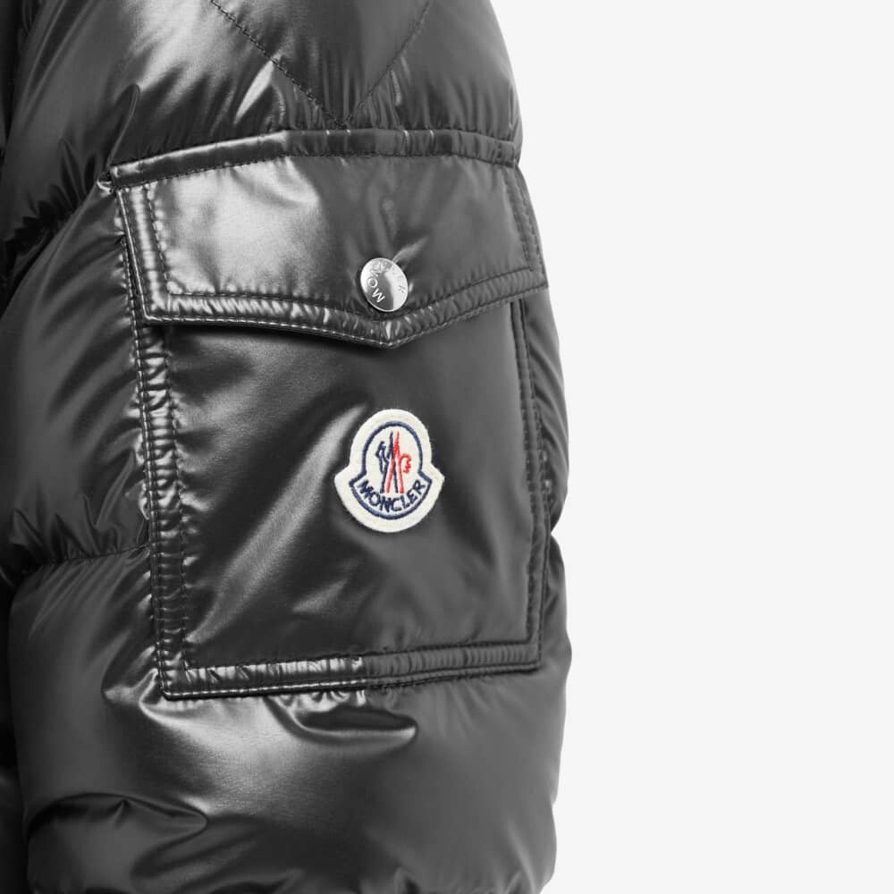 

Moncler Пуховик Bourne, черный