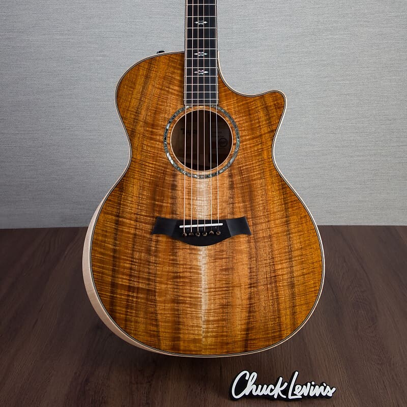 

Акустическая гитара Taylor Limited Custom GA Koa/Koa Acoustic Guitar - #1209213003
