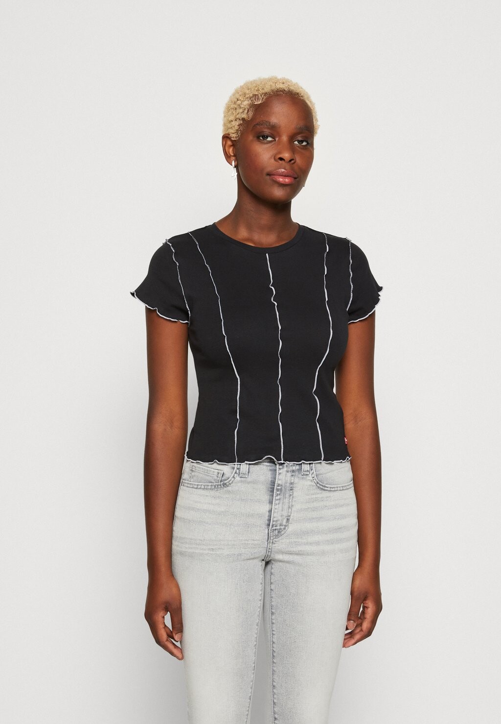

Футболка с принтом Levi's, Черный