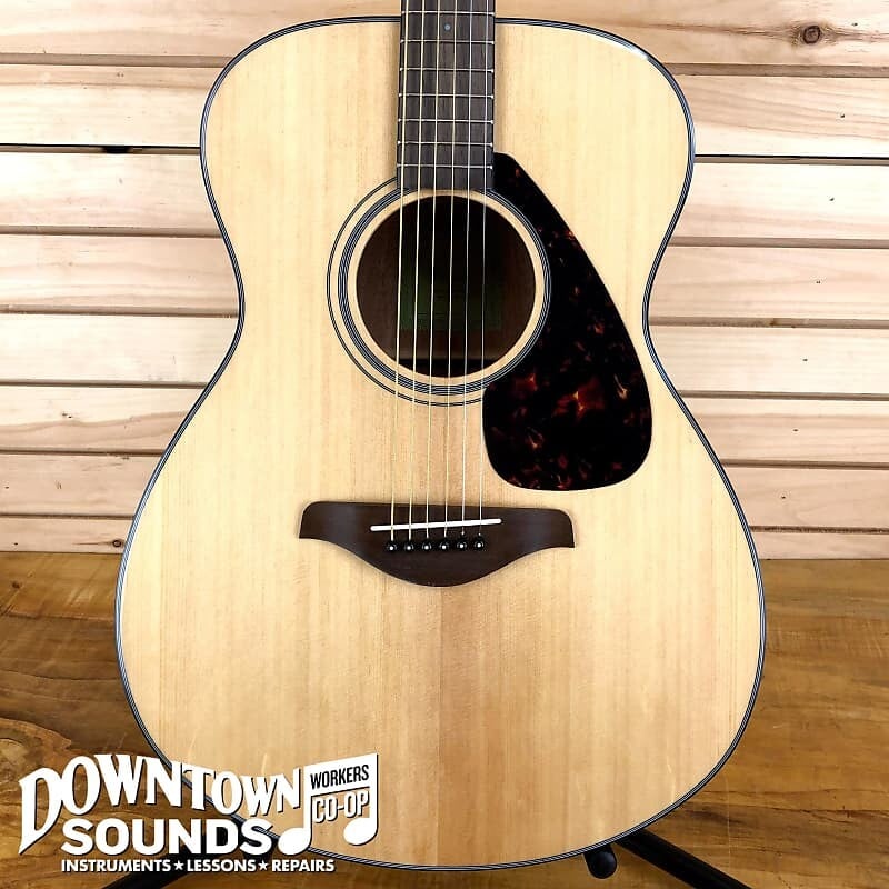 

Акустическая гитара Yamaha FS800 Folk Guitar - Natural Finish