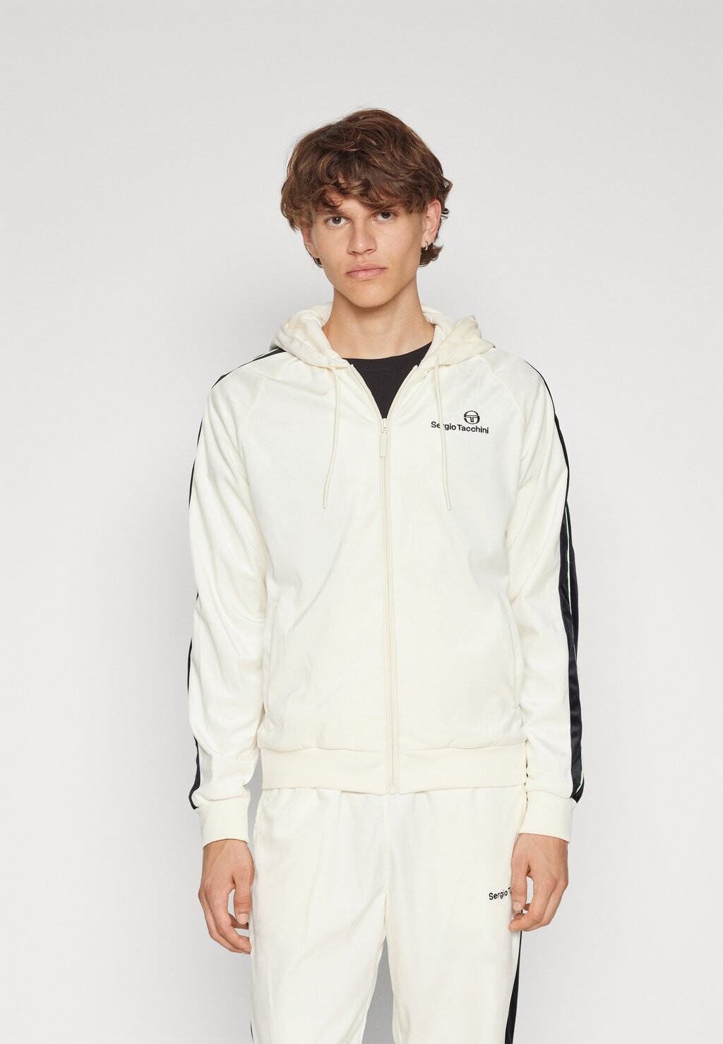 

Спортивная куртка VINTAGE TRACKTOP Sergio Tacchini, гардения/черный