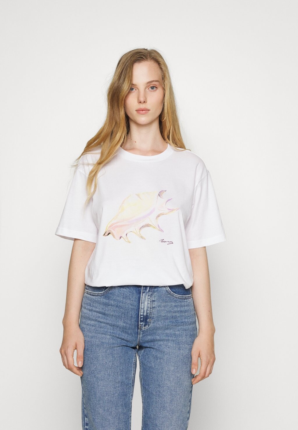 

Футболка с принтом Monki, белый