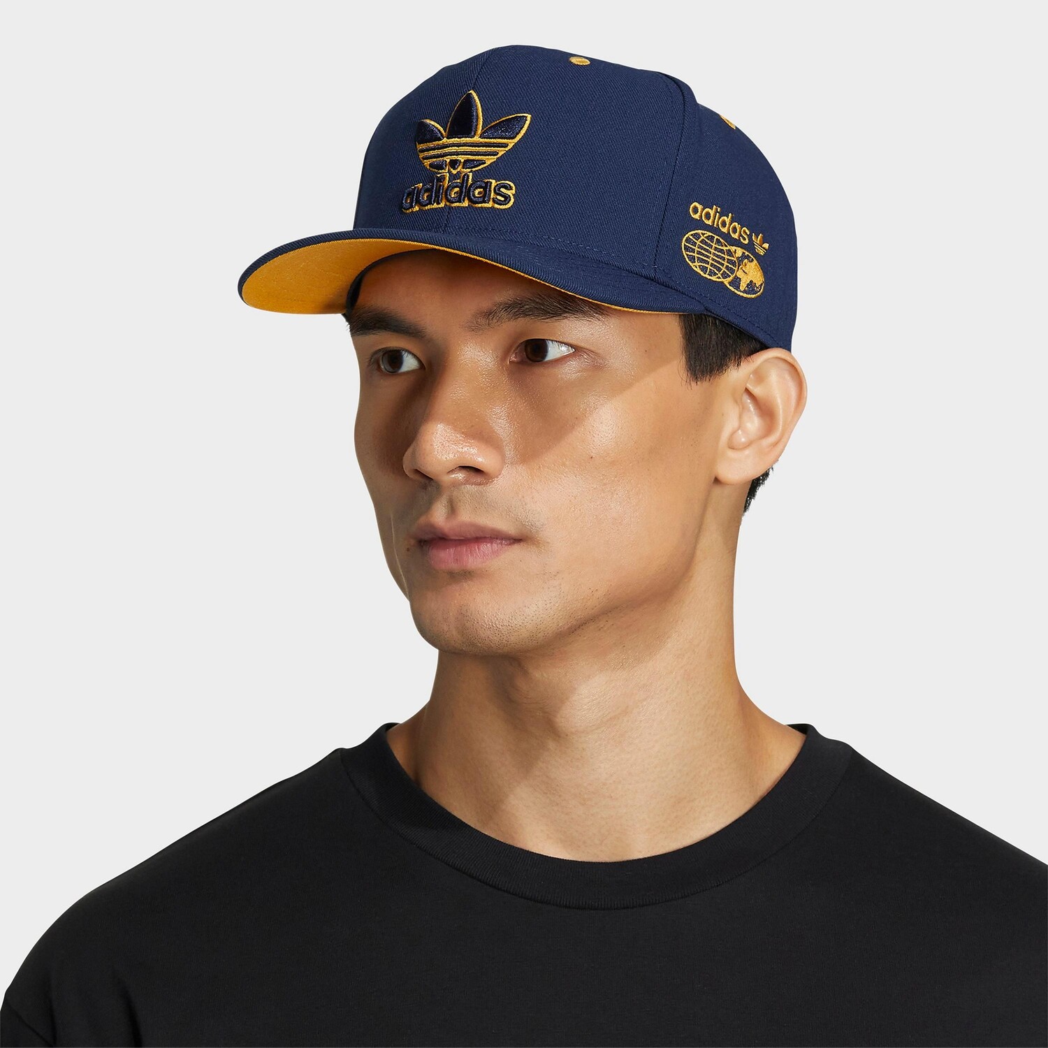 

Кепка adidas Originals Modern 2.0 структурированная Snapback, синий