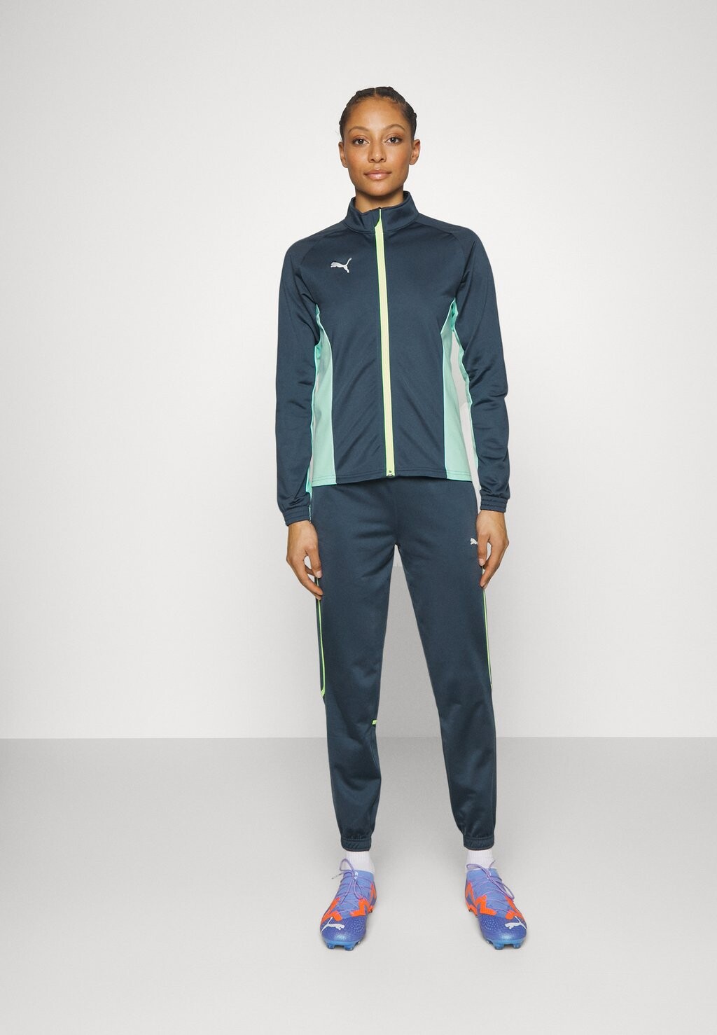 

Спортивный костюм Puma, Серый