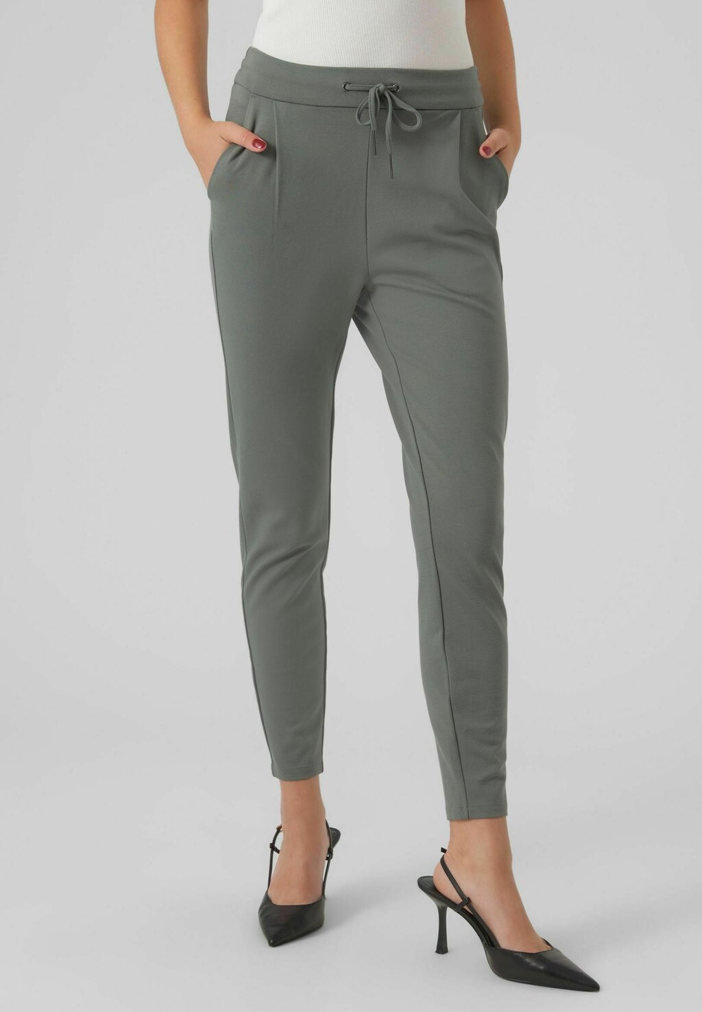 

Спортивные брюки Vero Moda, Серый