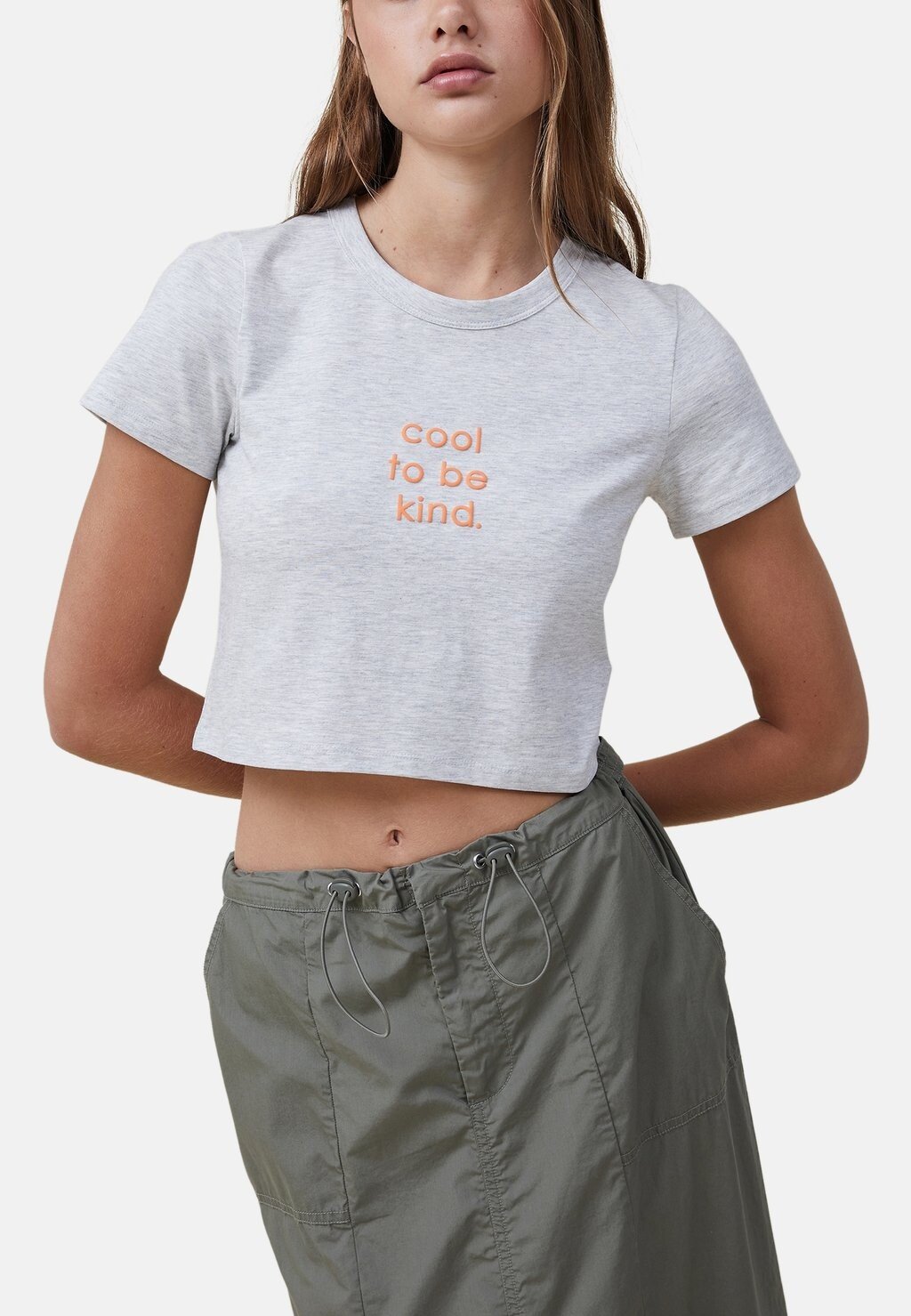 

Футболка с принтом Cotton On