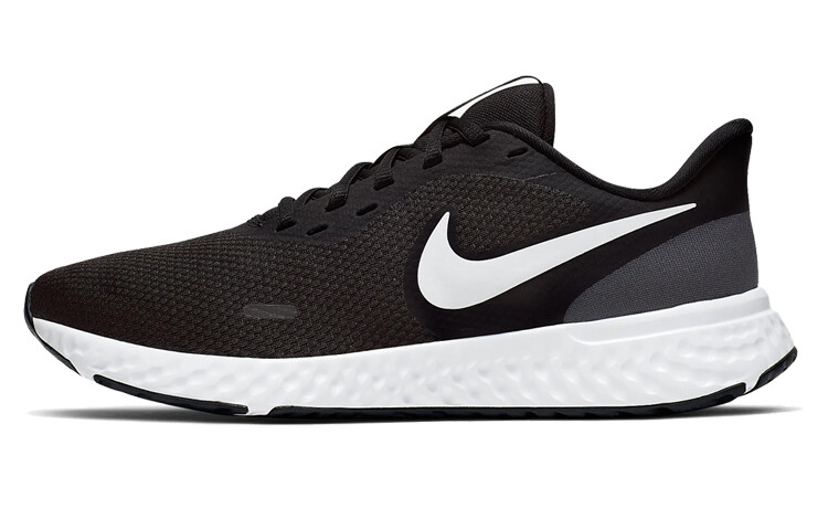 

Nike REVOLUTION 5 Женские кроссовки белый/черный
