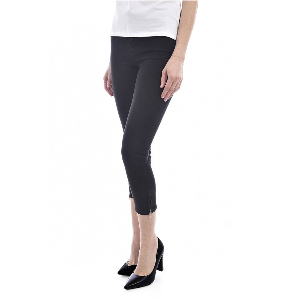 

Джинсы Guess W02A18-WAMB3 Ri, черный