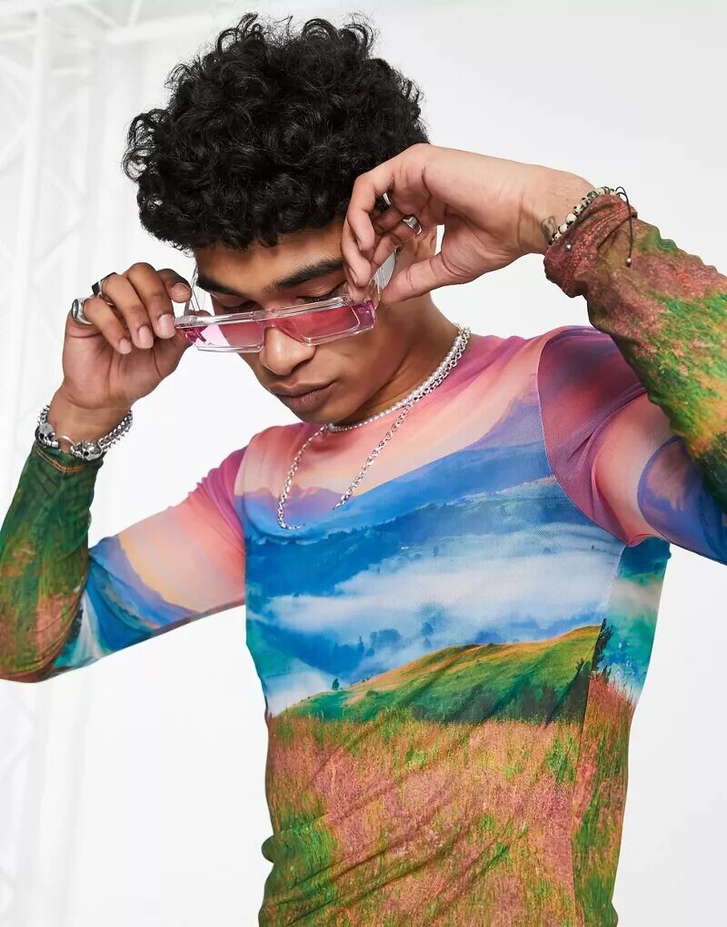 

Футболка с длинными рукавами и сетчатым пейзажным принтом ASOS - MULTI