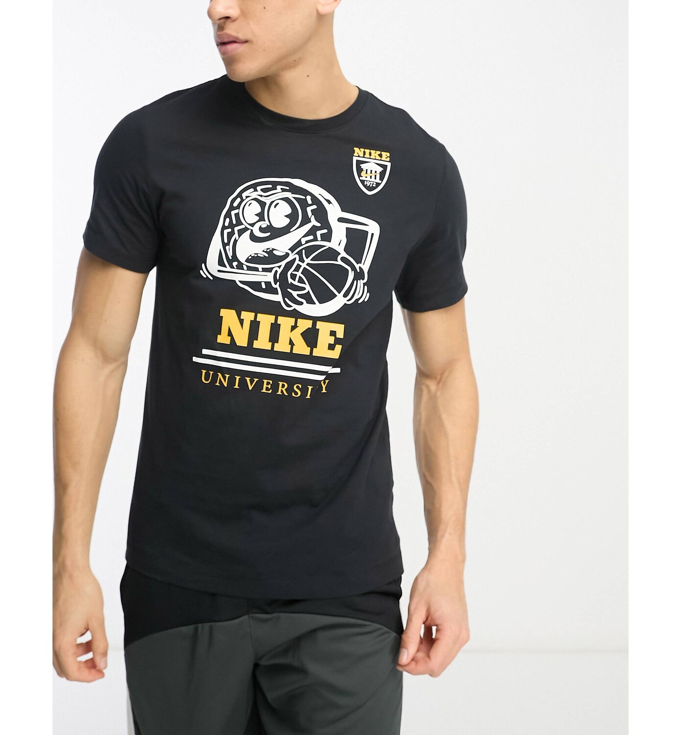 

Черная футболка с принтом Nike Basketball University, Черный