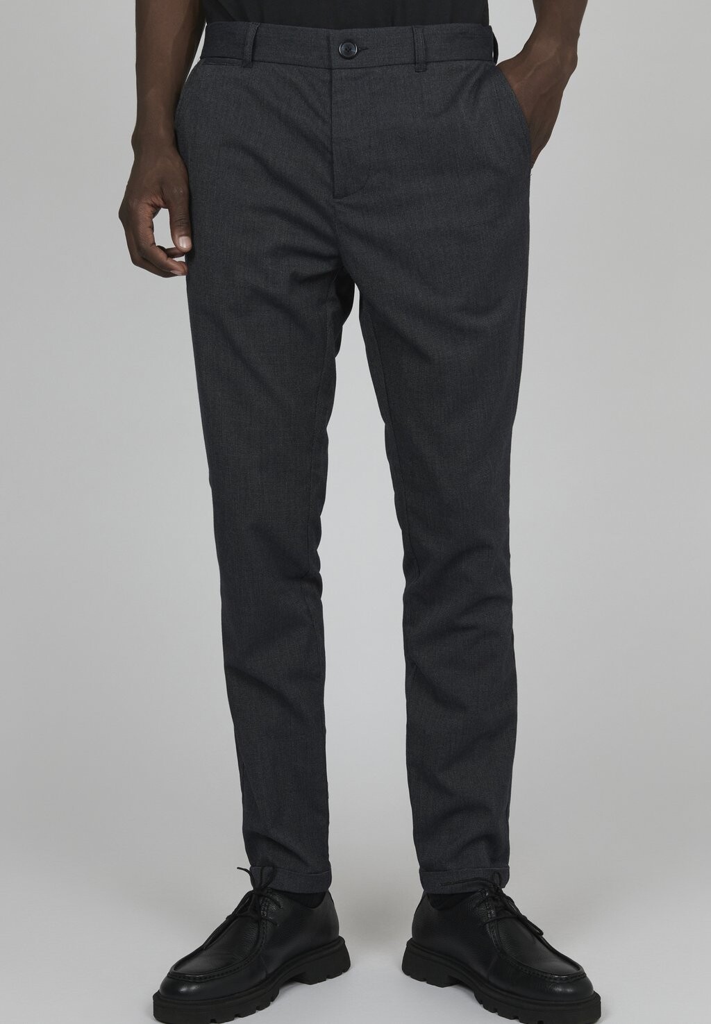 

Чино LIAM Matinique, цвет dark navy melange