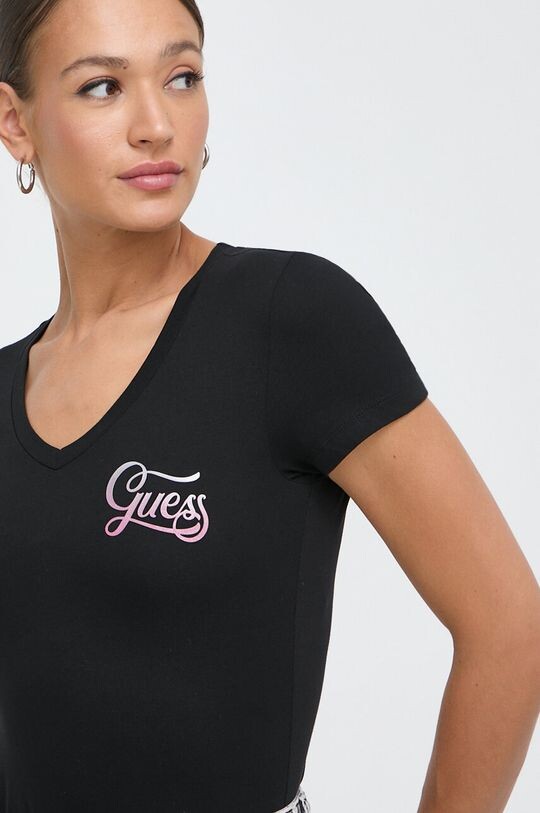 

Футболка Guess, черный