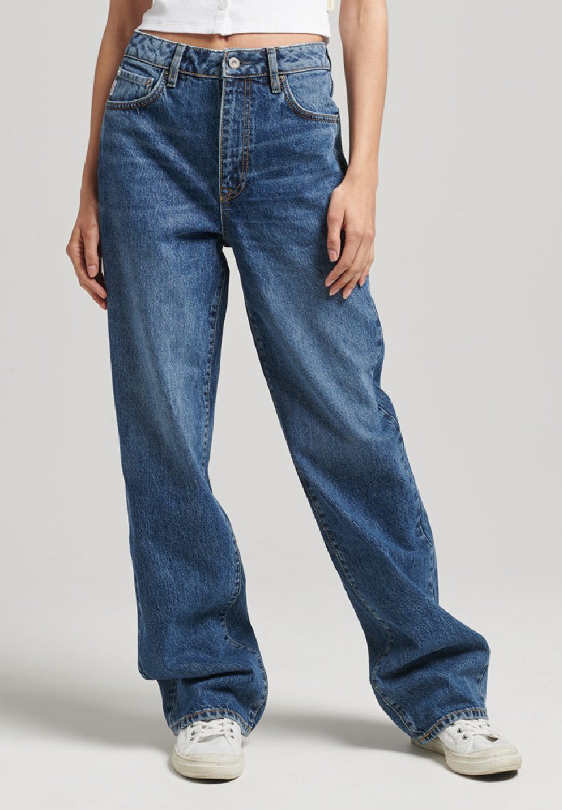цена Расклешенные джинсы VINTAGE WIDE Superdry, цвет fulton vintage blue