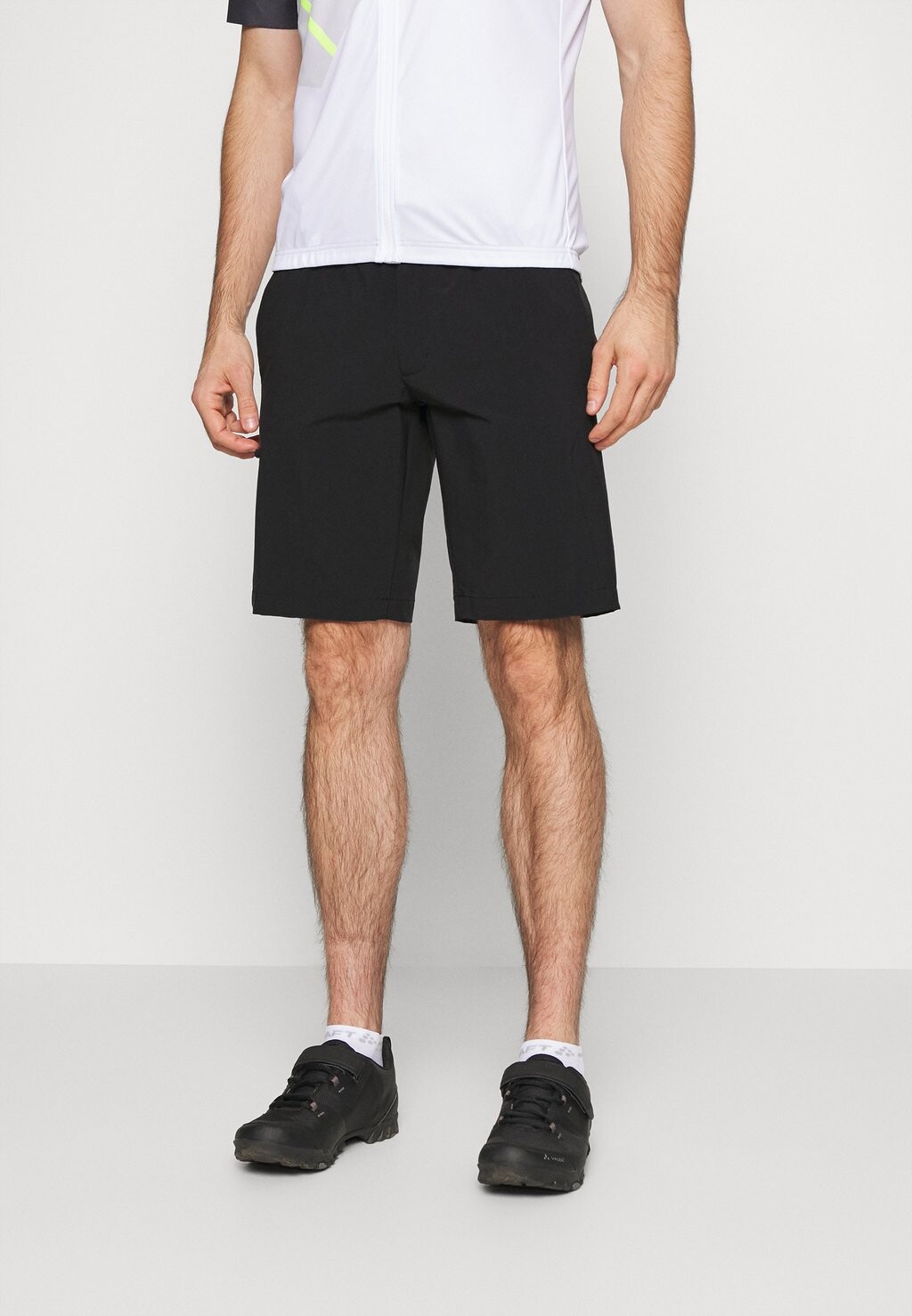 

Спортивные шорты MENS YARAS SHORTS Vaude, цвет black