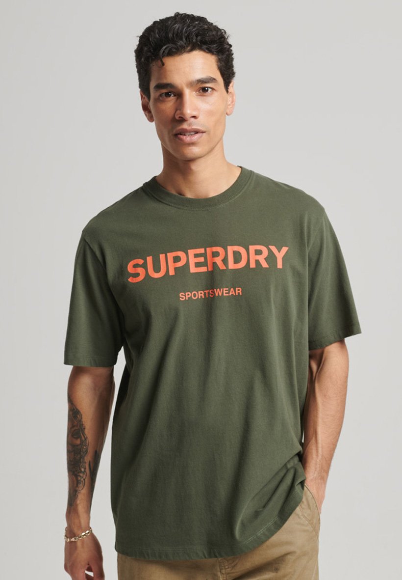 

Футболка с принтом Superdry, хаки