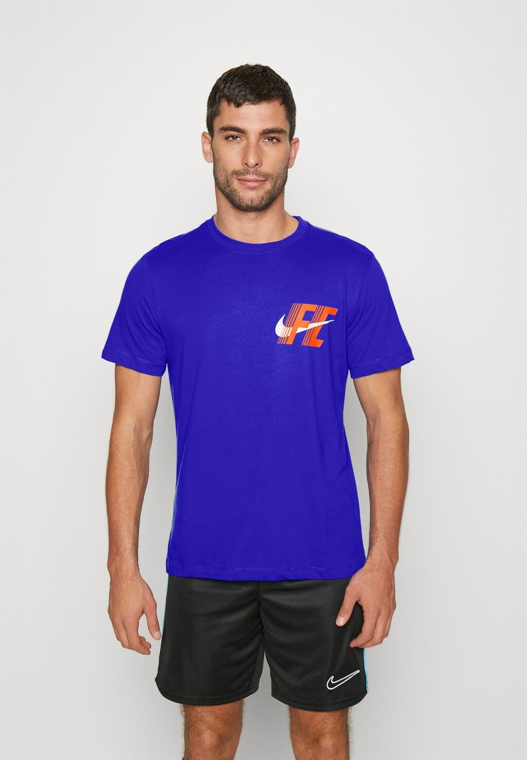 

Футболка Nike