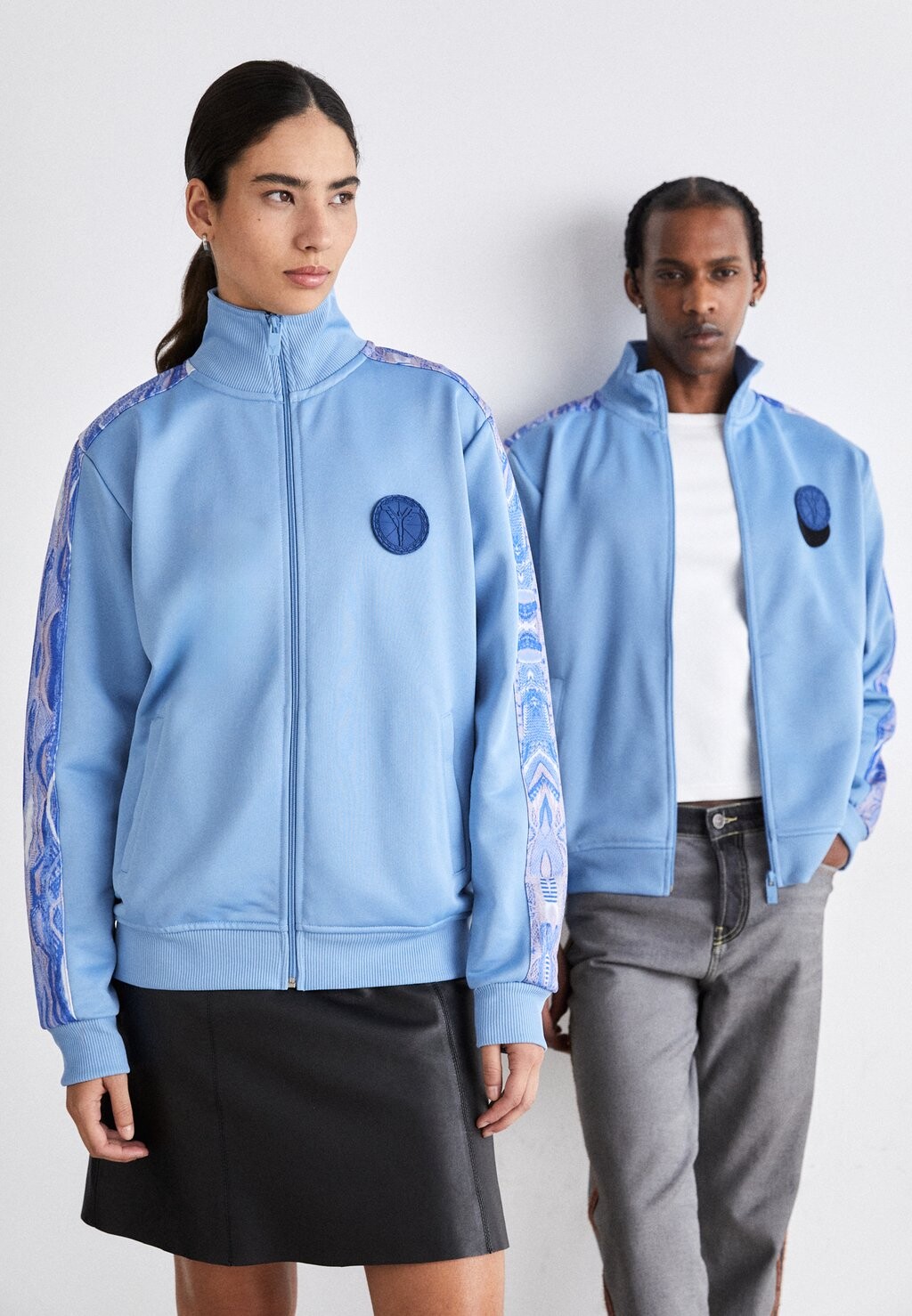 

Спортивная куртка UNISEX Carlo Colucci, черный
