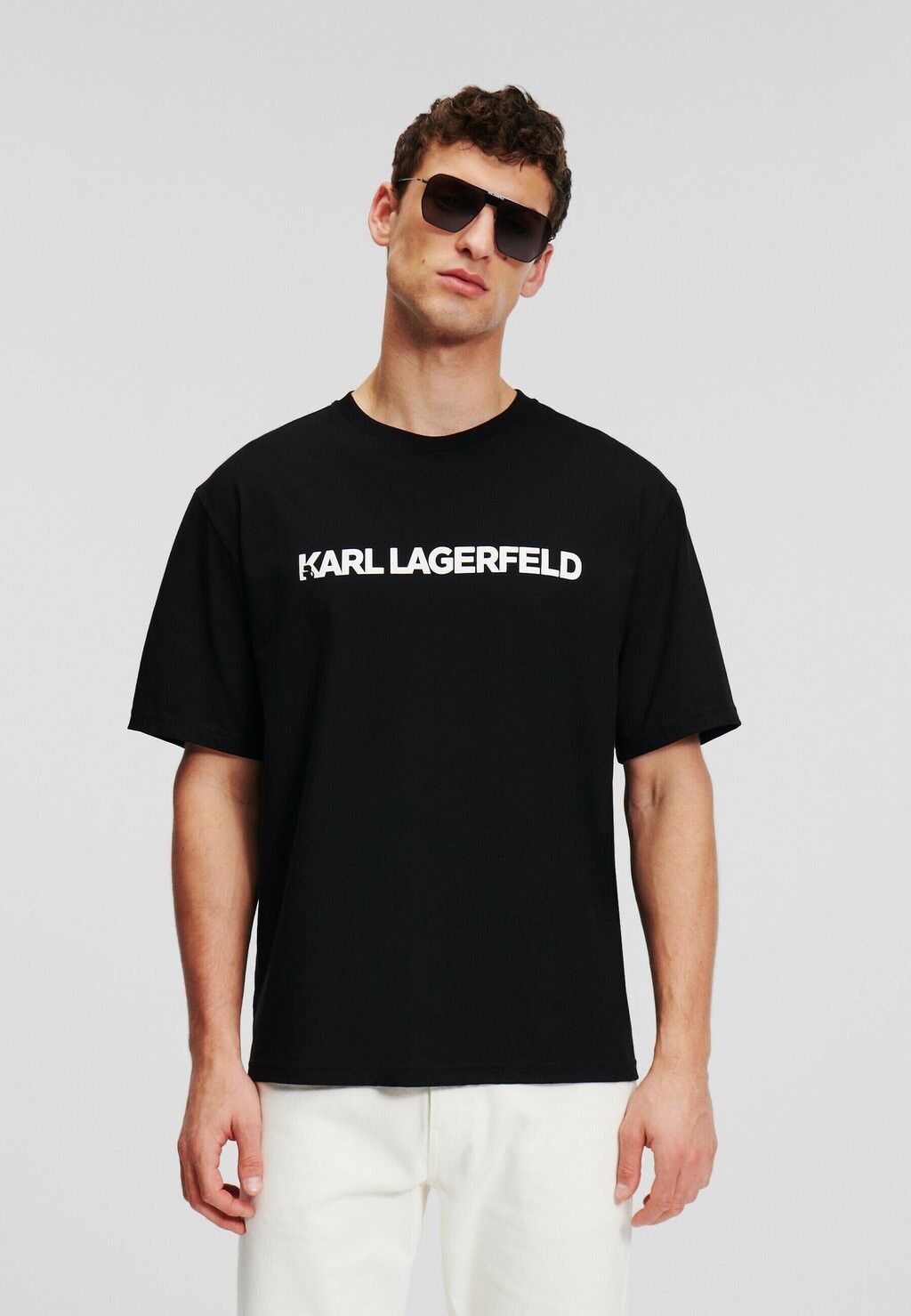 

Футболка с принтом KARL LAGERFELD, цвет black