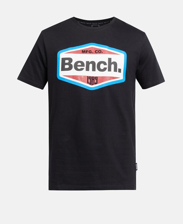 

Футболка Bench, черный