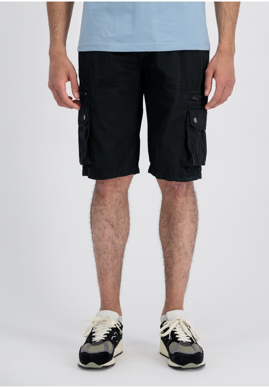 

Шорты Alpha Industries, черный