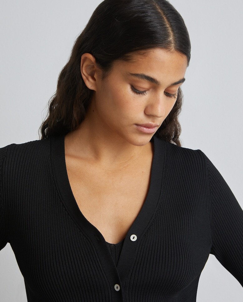 

Женская трикотажная куртка в рубчик с V-образным вырезом Easy Wear, черный