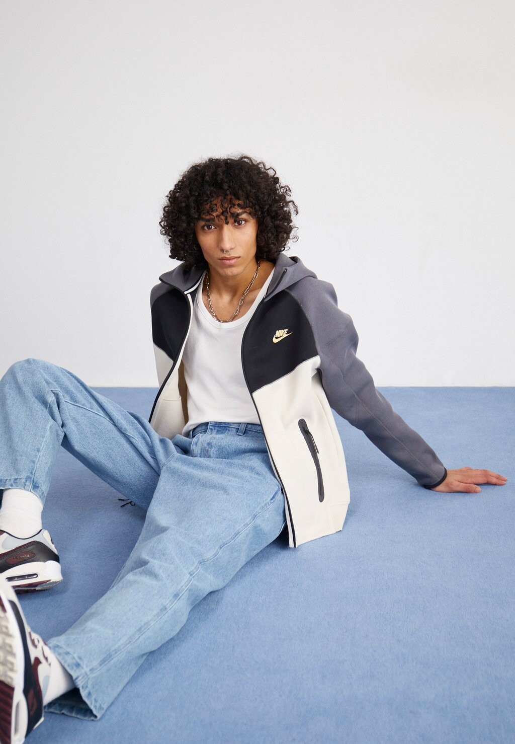 

Толстовка на молнии Hoodie Nike, цвет grey/black