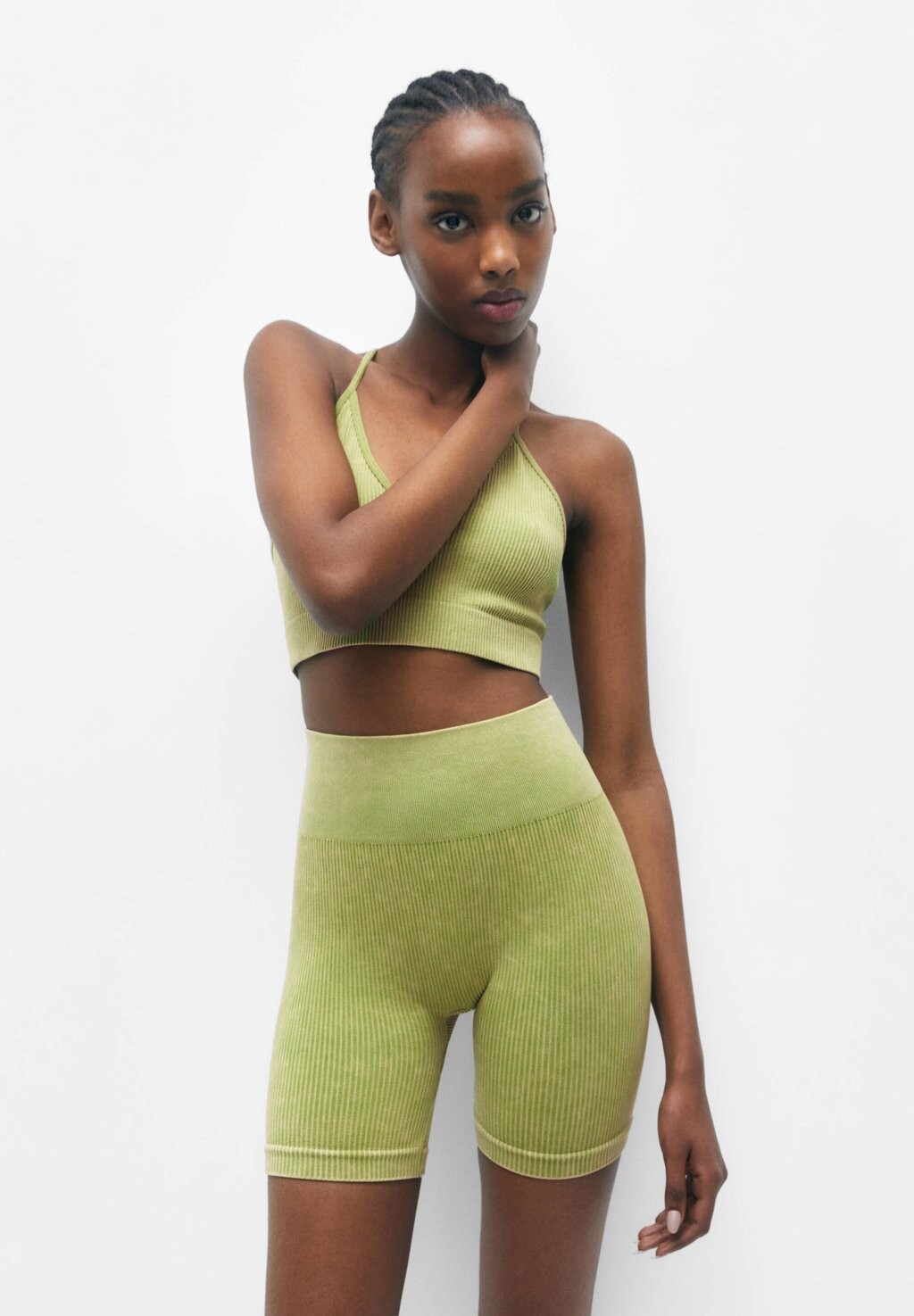 

Шорты PULL&BEAR, зеленый