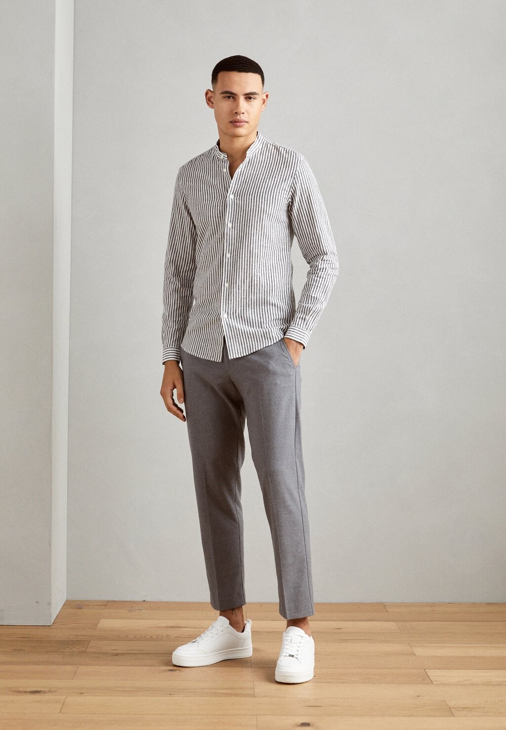 

Рубашка SEOUL SLIM FIT STRIPES MOTIF Antony Morato, черный