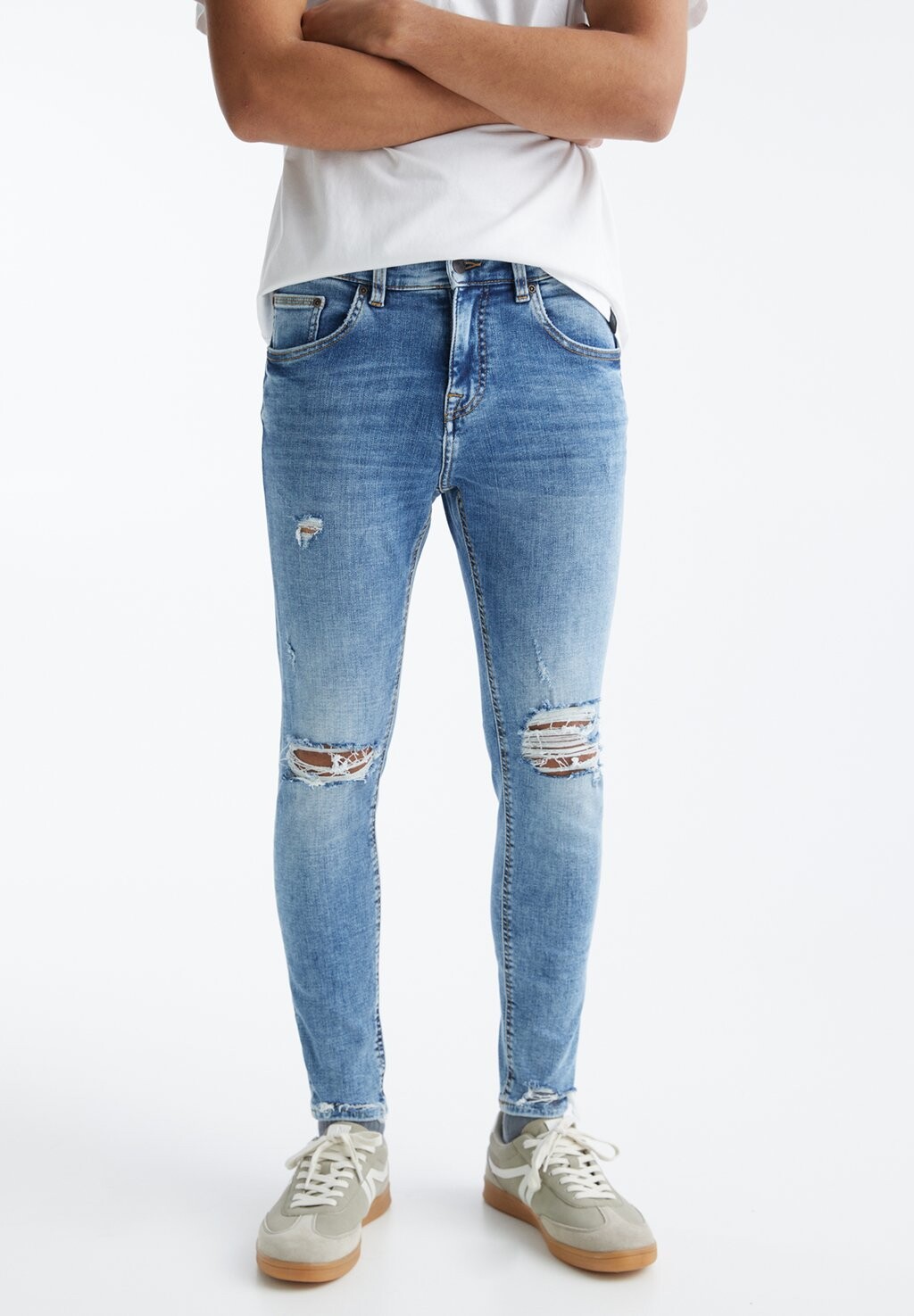 

Джинсы Skinny Fit Ripped Super PULL&BEAR, цвет stone blue denim