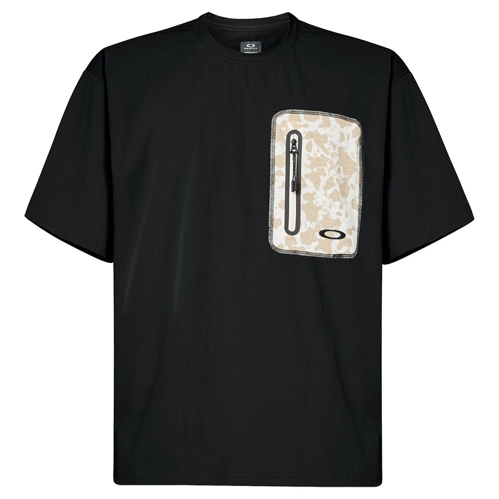 

Футболка Oakley Latitude Pocket, черный