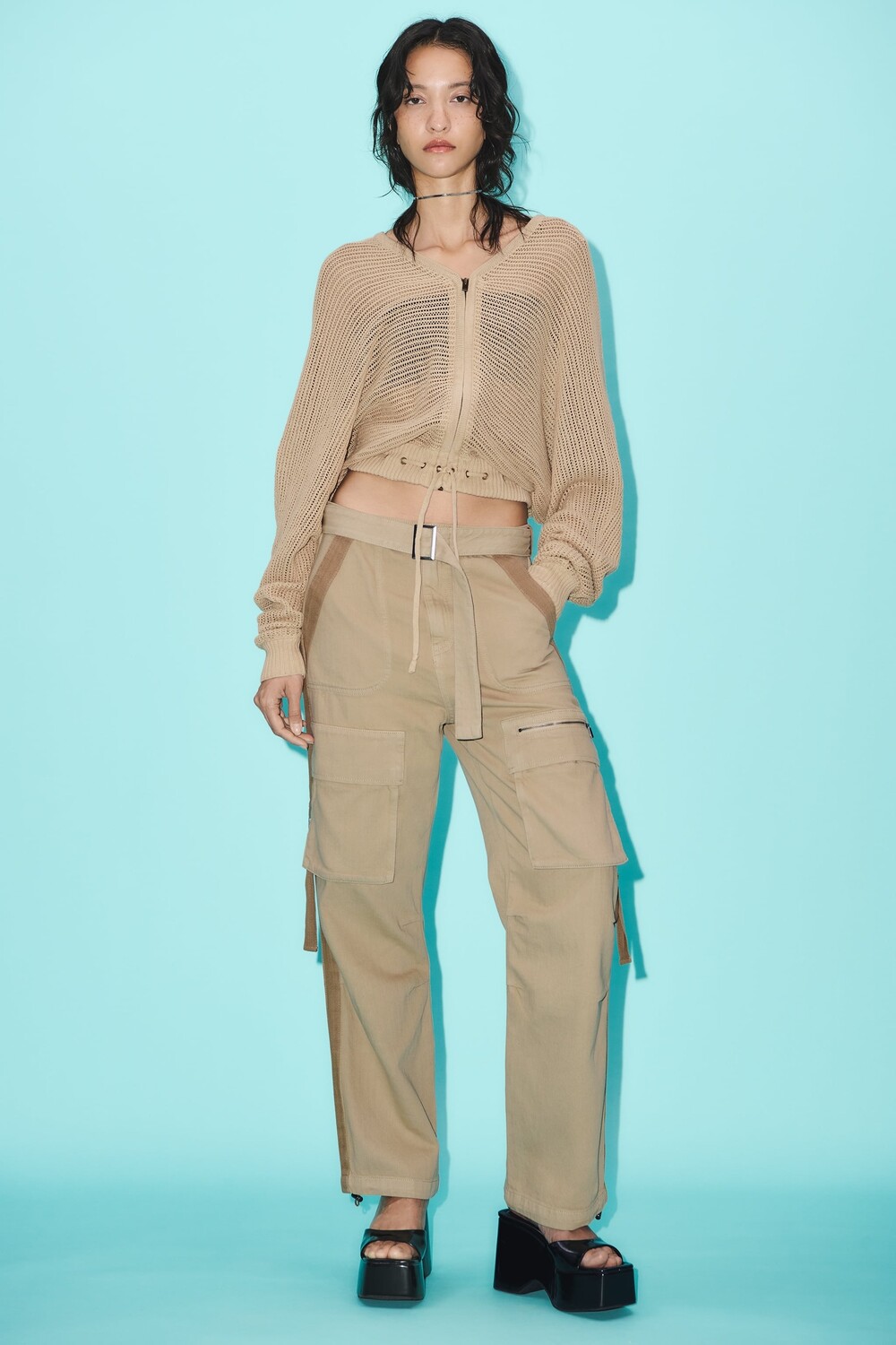 

Брюки карго с лемнями Zara, бежевый
