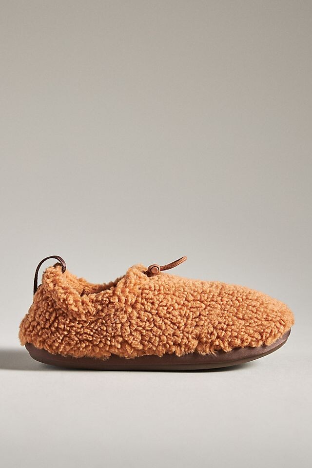 

Тапочки UGG плюшевые, коричневый