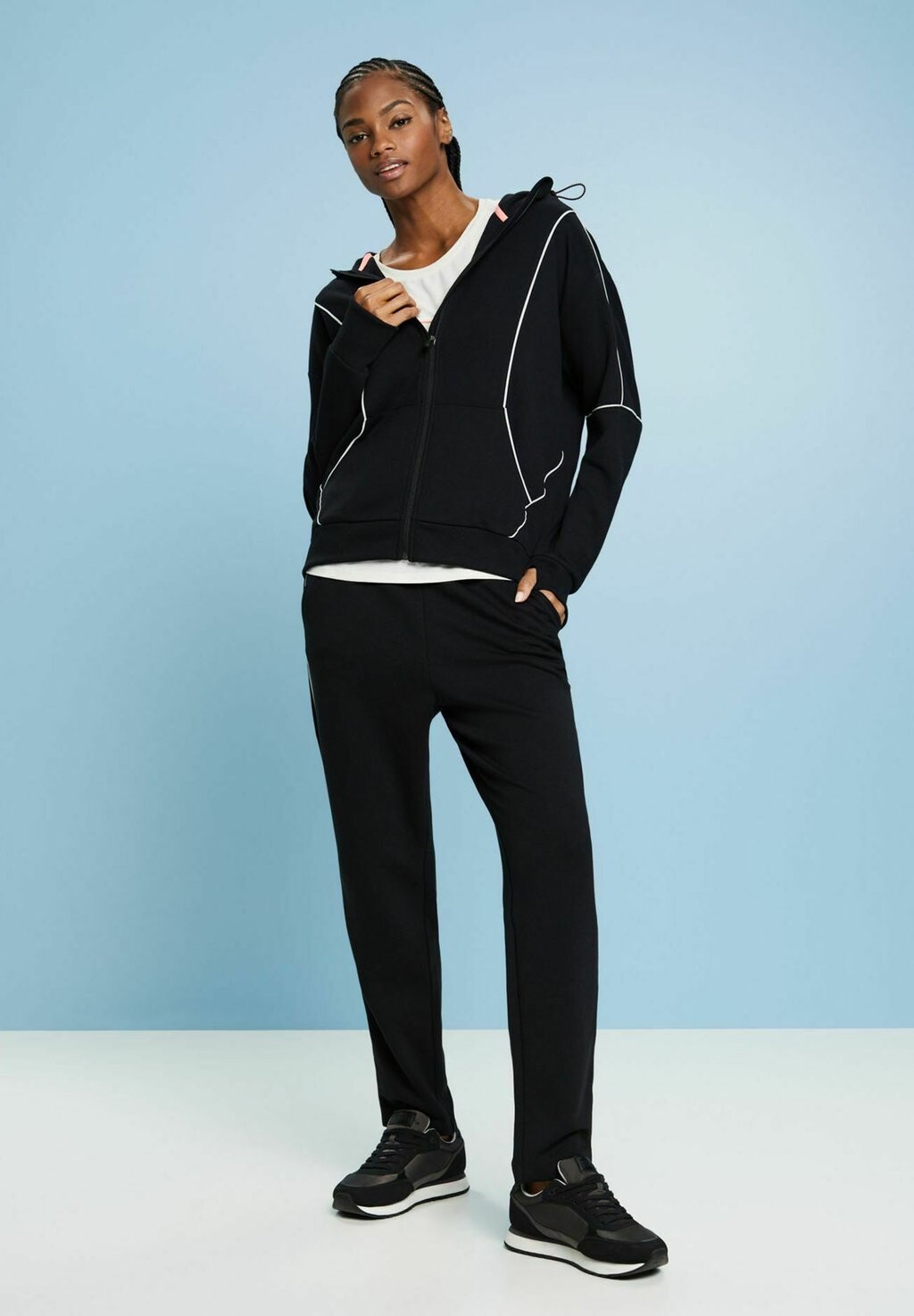 

Толстовка на молнии Esprit, черный