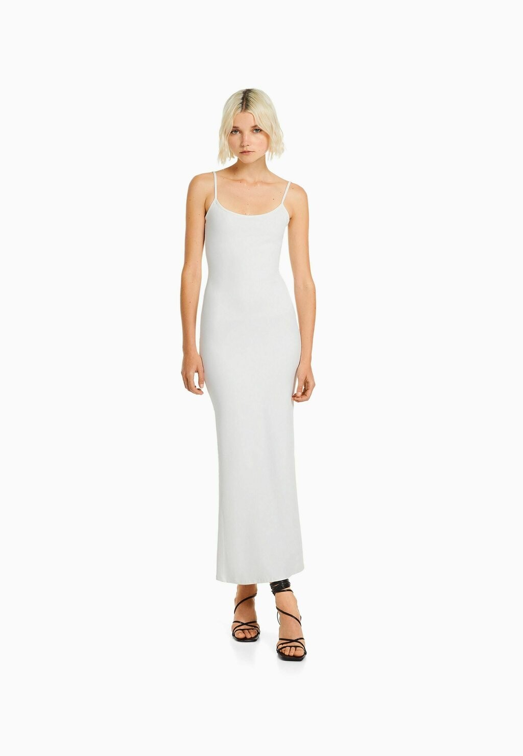 

Длинное платье Bershka, белый