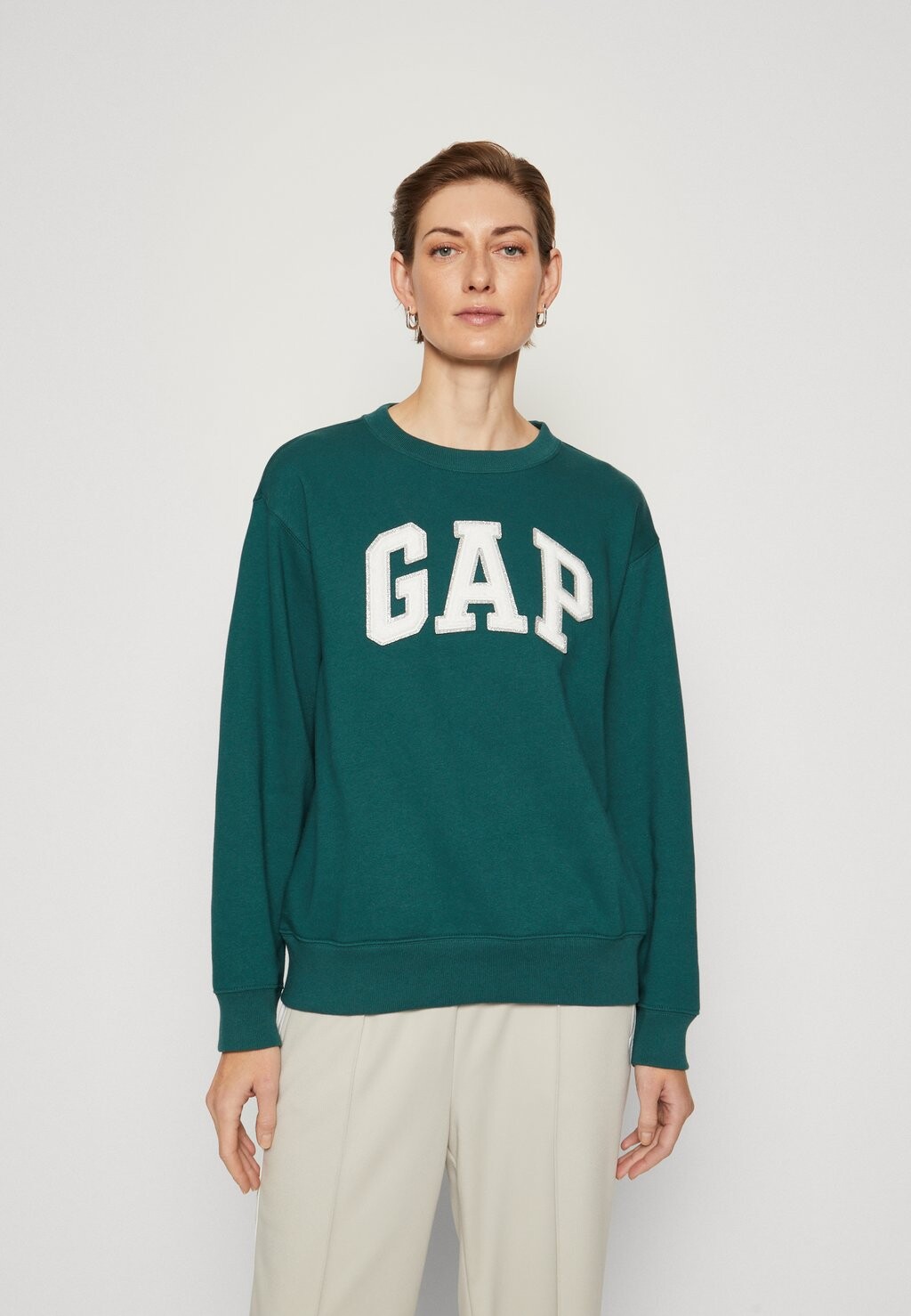 

Толстовка HERITAGE CREW GAP, июньский жучок