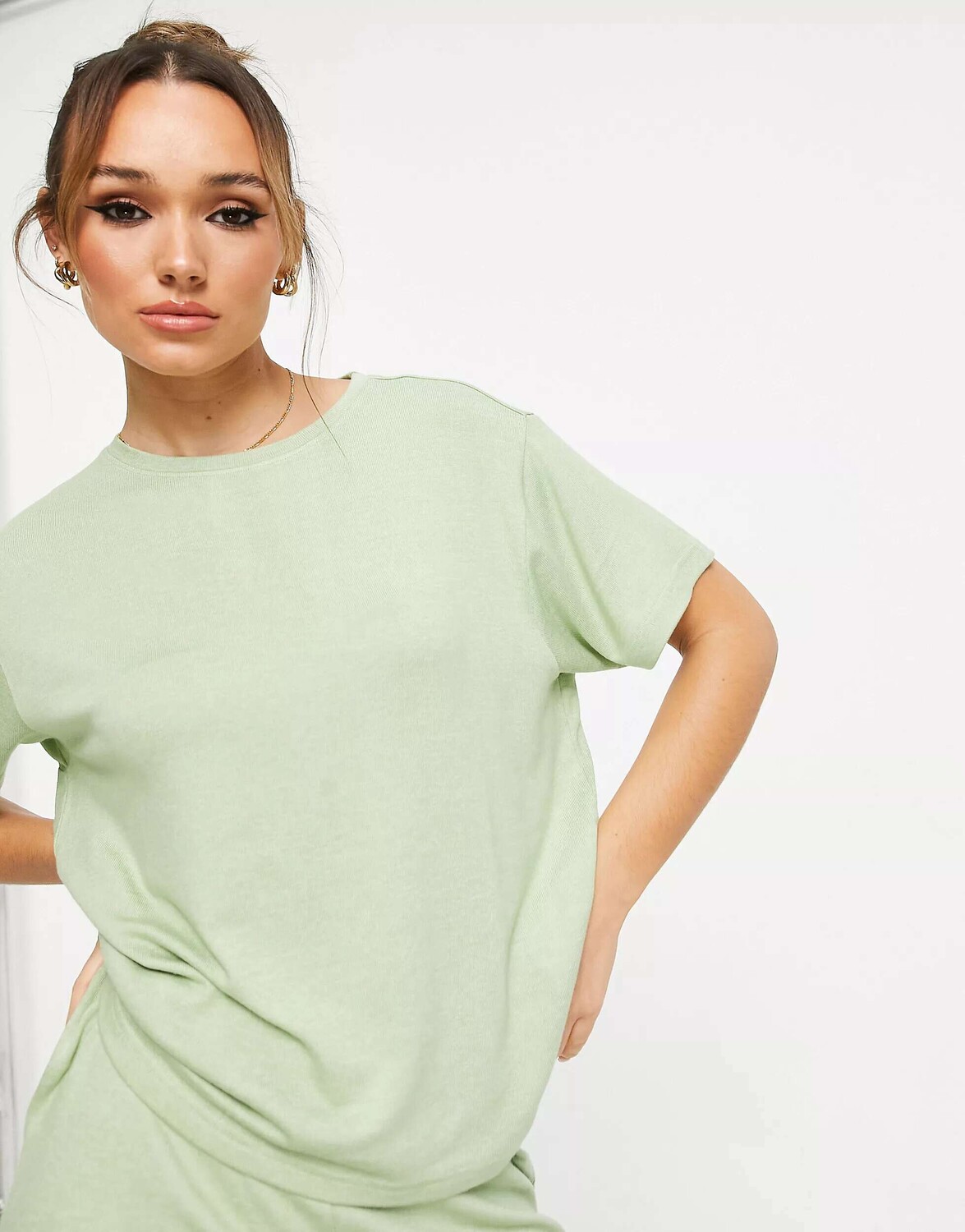 

Супермягкая футболка цвета шалфея ASOS Lounge Mix & Match