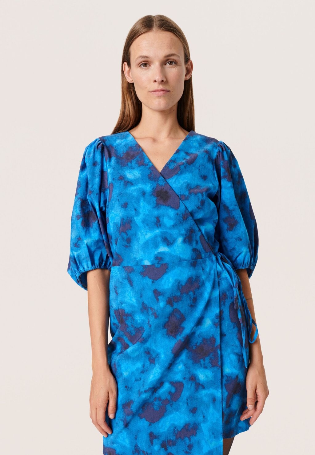 

Летнее платье GIA Soaked in Luxury, синее облако Малибу, Синий
