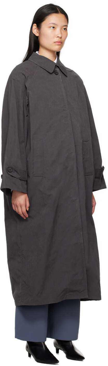 

Серое пальто Caro Гранит Mark Kenly Domino Tan Studio, Серый