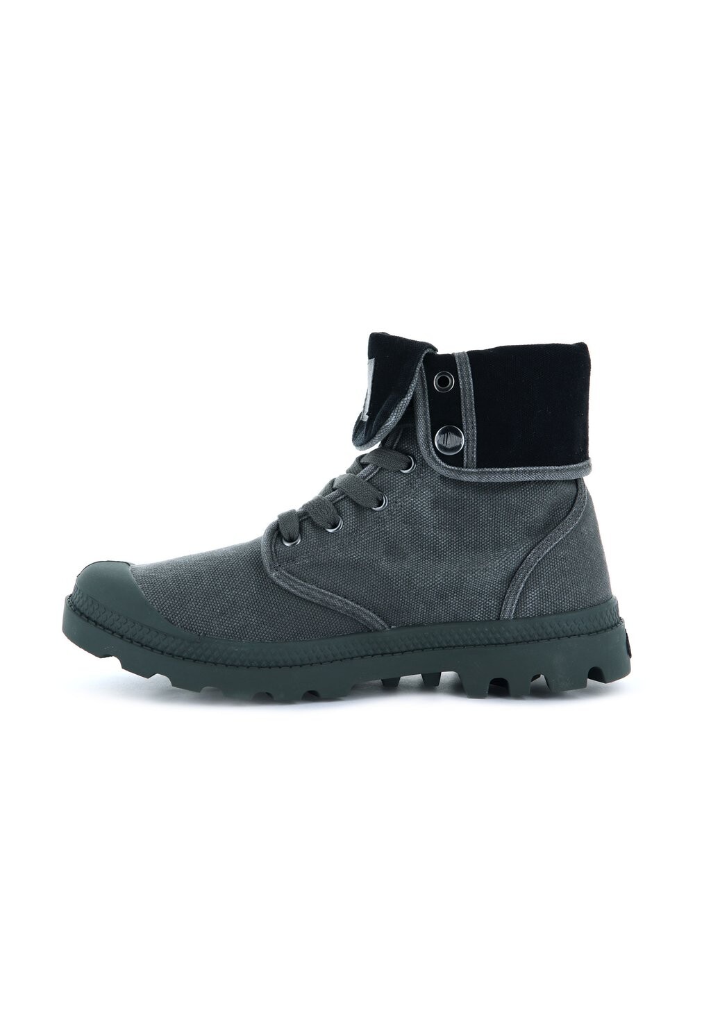 

Кроссовки Palladium