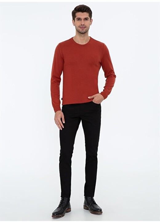

Однотонные черные мужские брюки узкого кроя Pierre Cardin