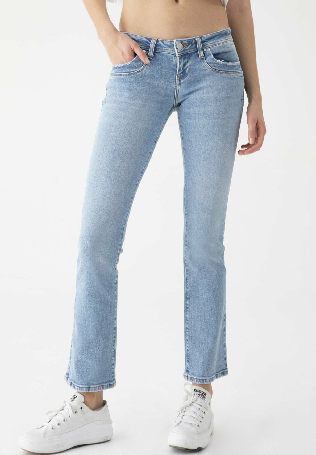 

Джинсы Bootcut светло-голубого цвета LTB, синий