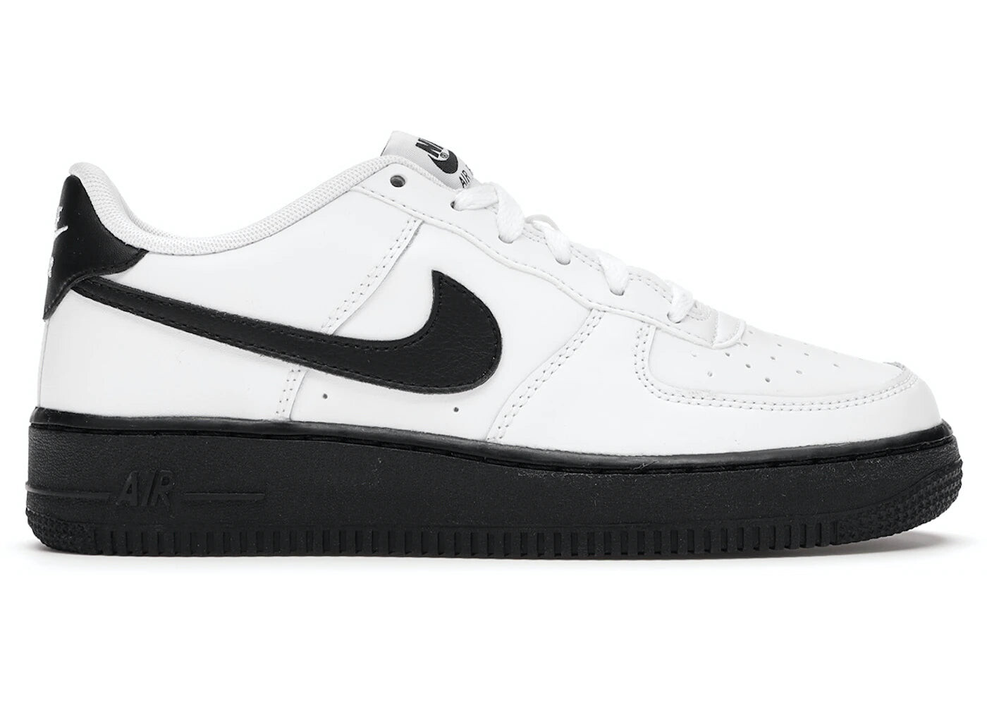 

Кроссовки подростковые Nike Air Force 1 Low White Black