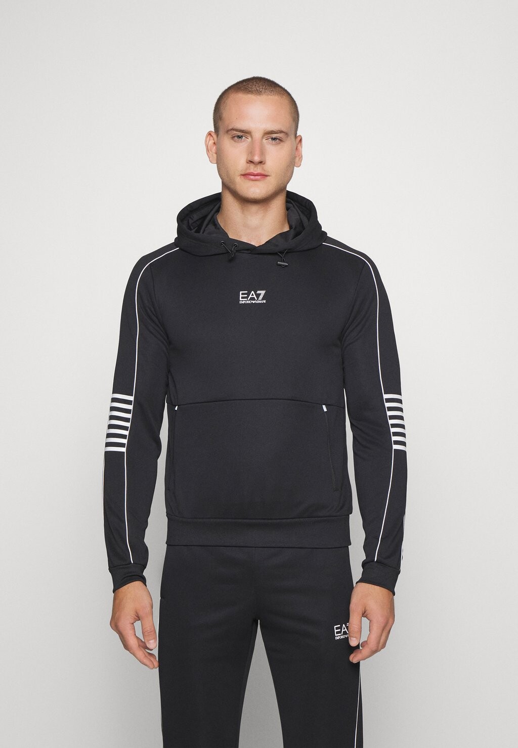 

Худи Armani Emporio, черный