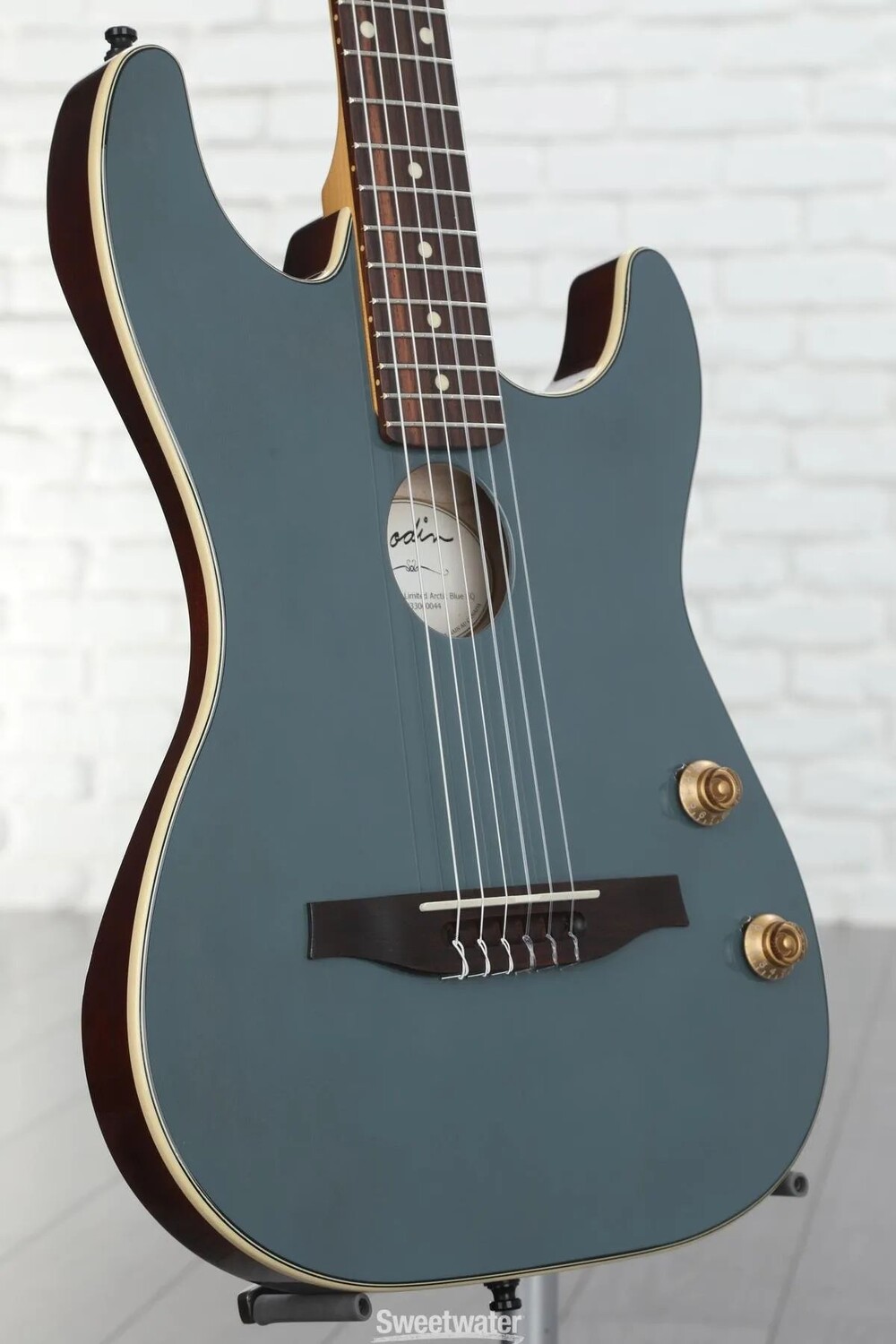 

Godin G-Tour Нейлоновая акусто-электрическая гитара - Arctik Blue