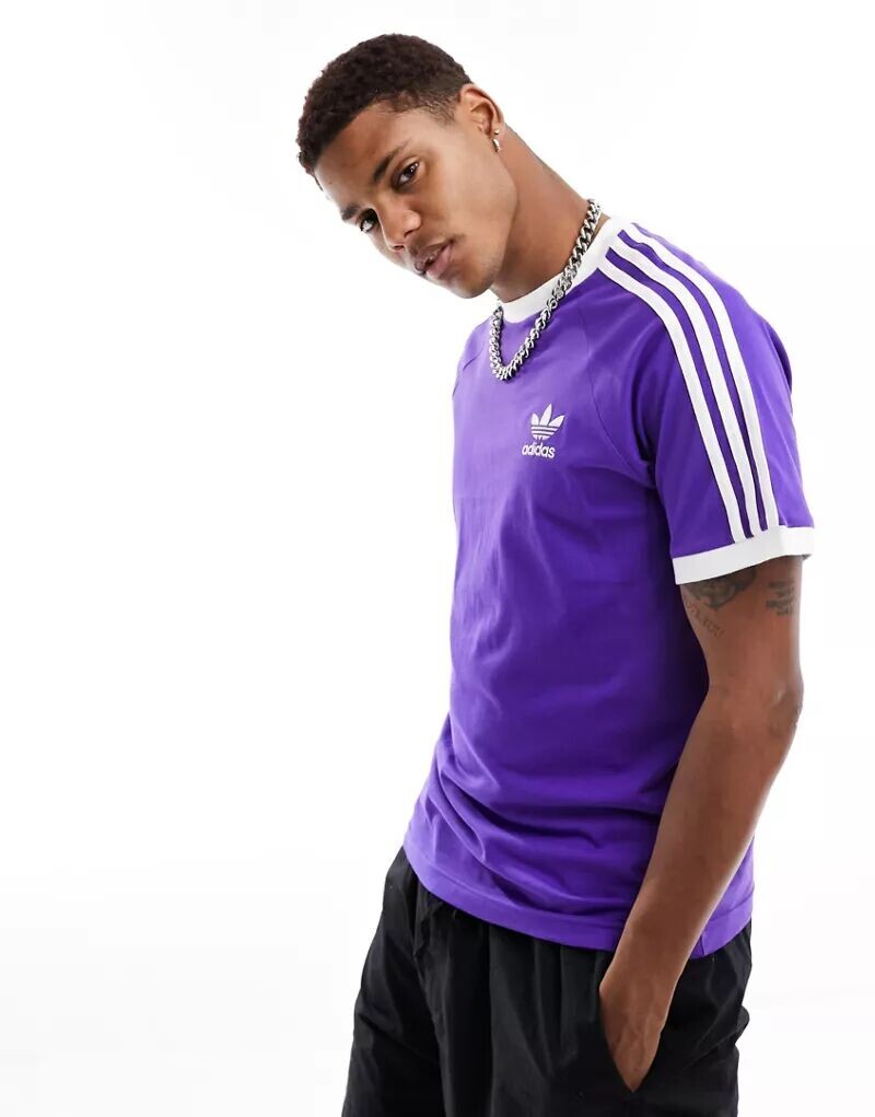 

Сине-фиолетовая футболка adidas Originals с тремя полосками, Синий