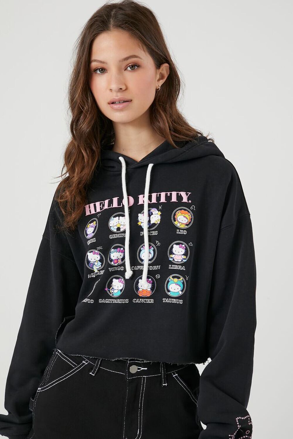 

Толстовка Hello Kitty с астрологическим рисунком Forever 21, черный
