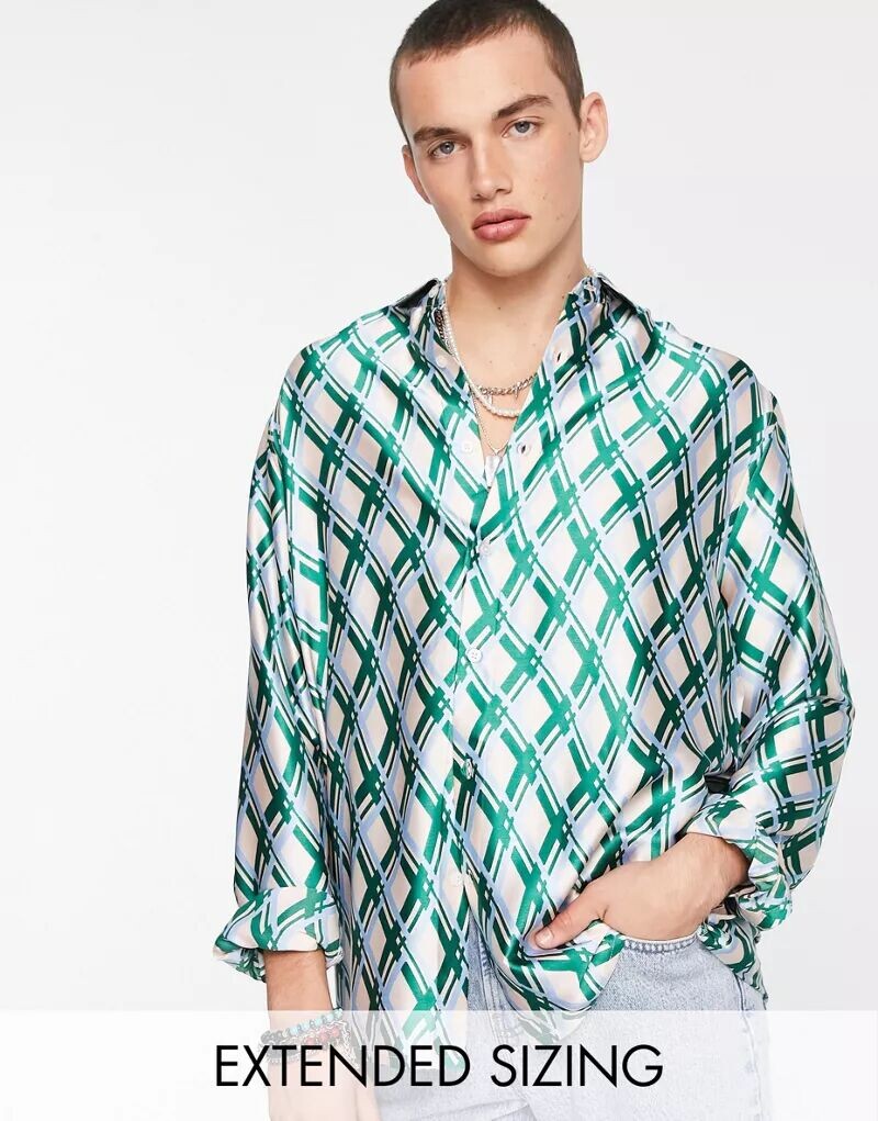 

Атласная рубашка свободного кроя в клетку ASOS
