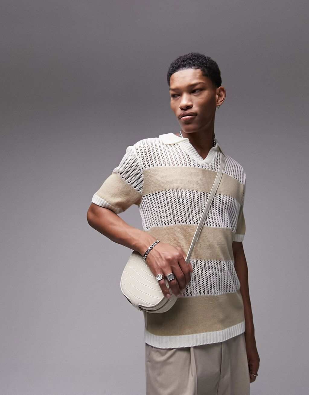 

Рубашка-поло с v-образным вырезом и трикотажной полоской Topman